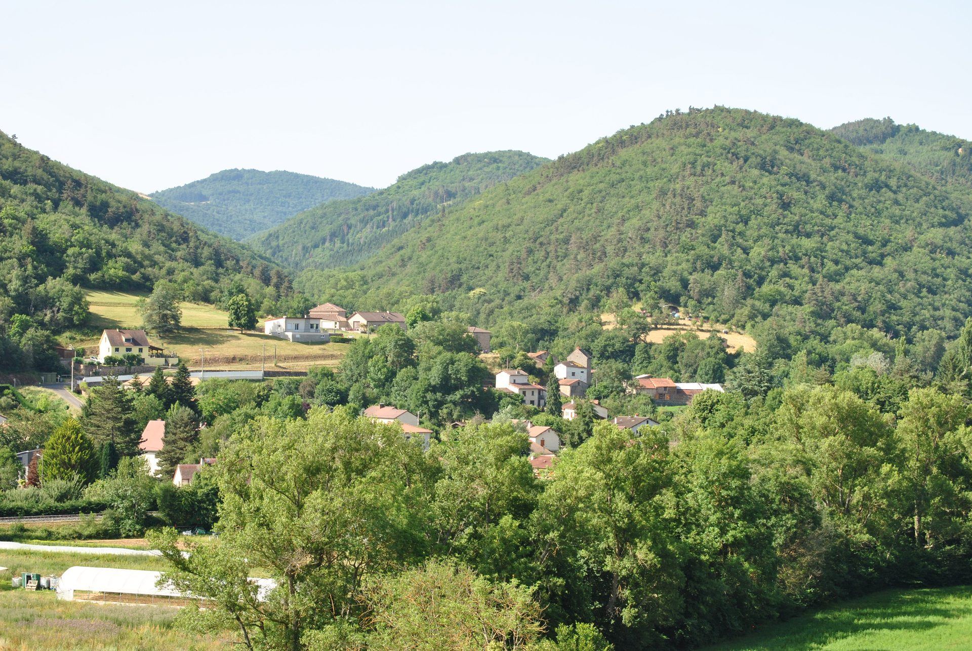 La vallée de Massiac, dans le Cantal
